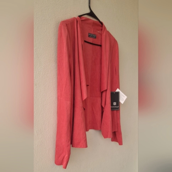 Bagatelle Collection Red Faux Leather Women's Jacket Size M NWT - Picture 5 of 10